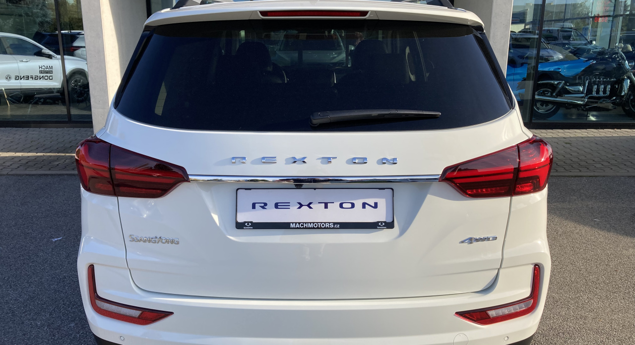 KGM Rexton Club 62042