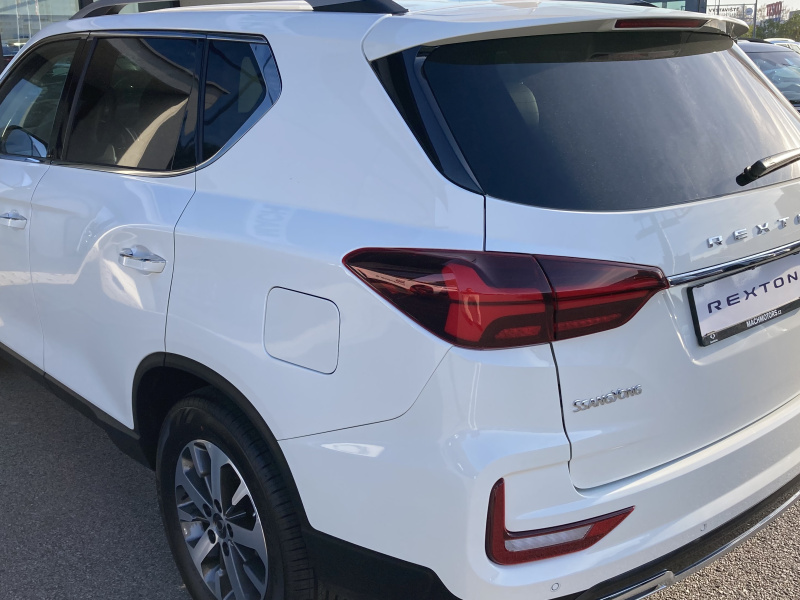 KGM Rexton Club 62042