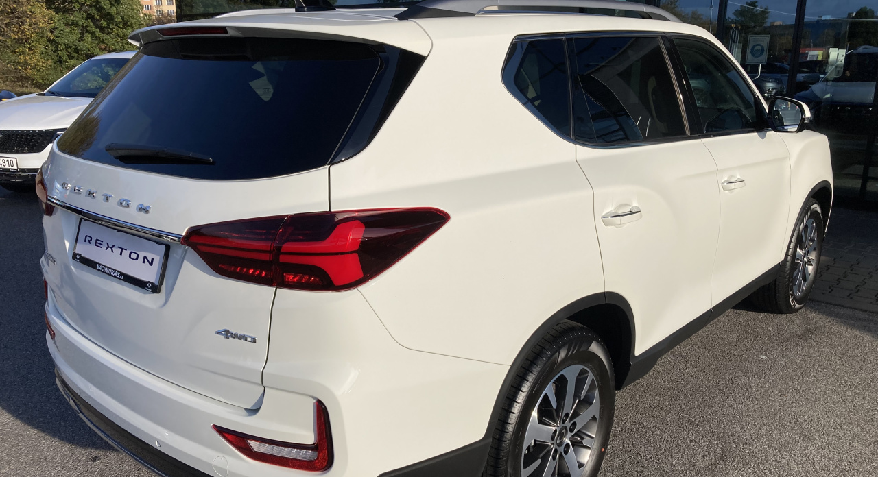 KGM Rexton Club 62042