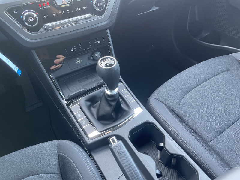 KGM Korando 1.5 e-XGI 63803