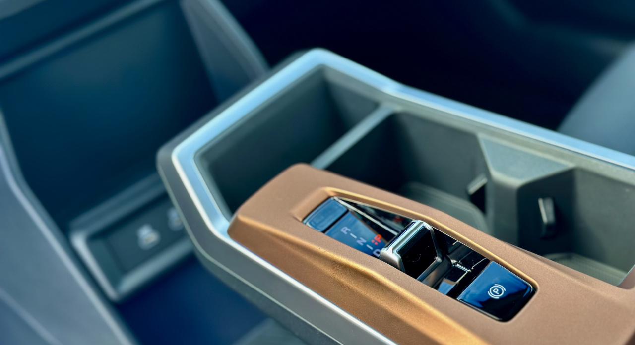 KGM Torres SUV EVX 59806