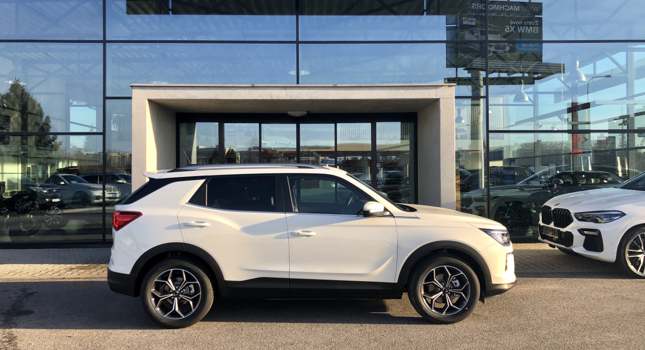 KGM Korando 1.5 e-XGI 63803