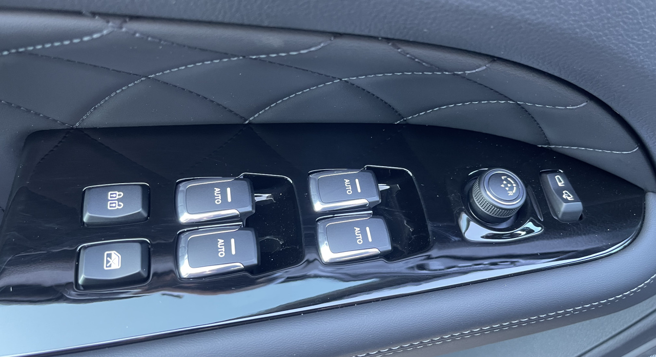 KGM Rexton Premium 55823