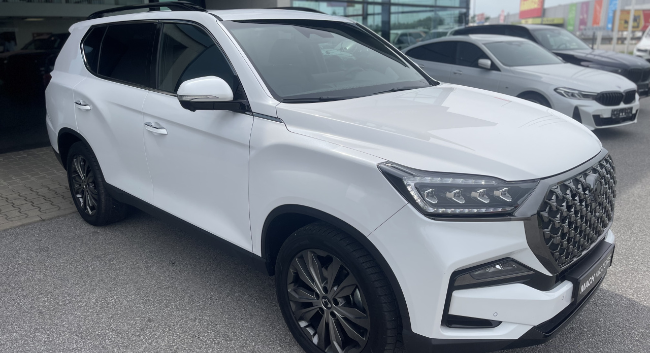 KGM Rexton Premium 62377