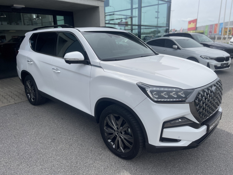 KGM Rexton Premium 62377