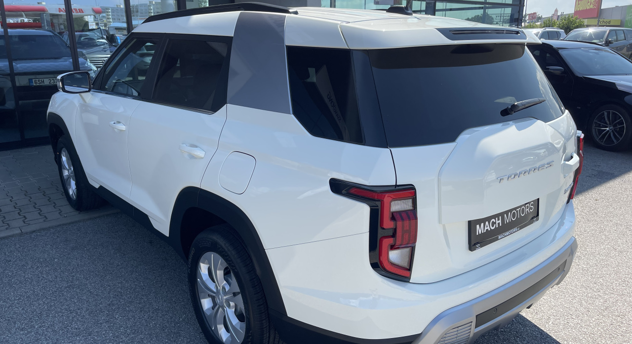 KGM Torres SUV 1.5 e-XGi Style 62512