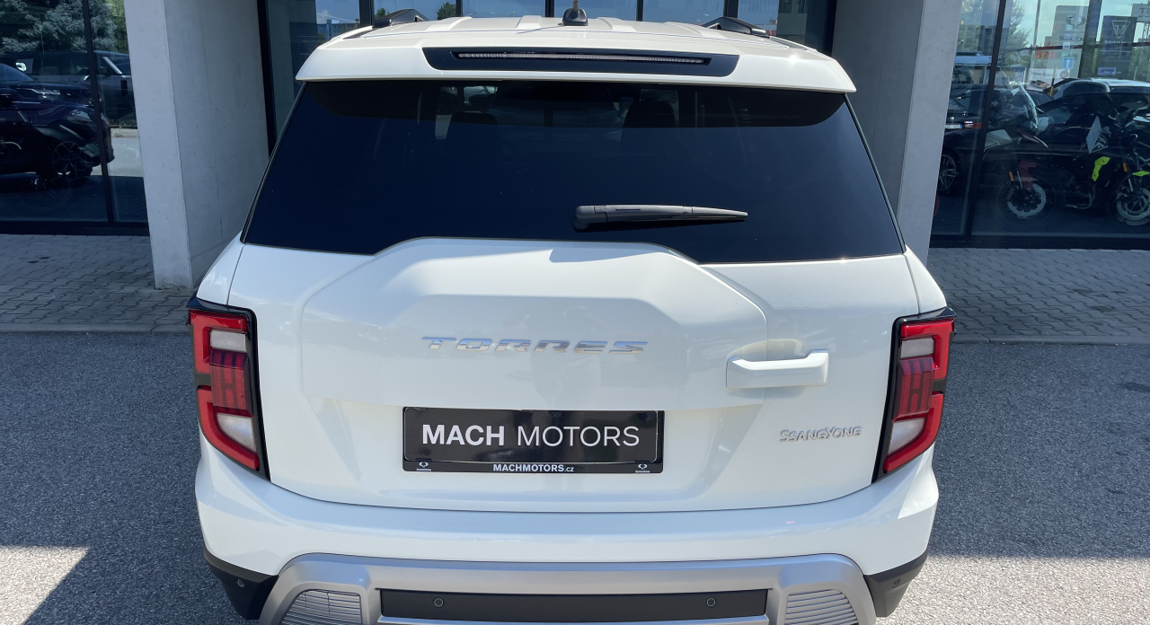 KGM Torres SUV 1.5 e-XGi Style 62512