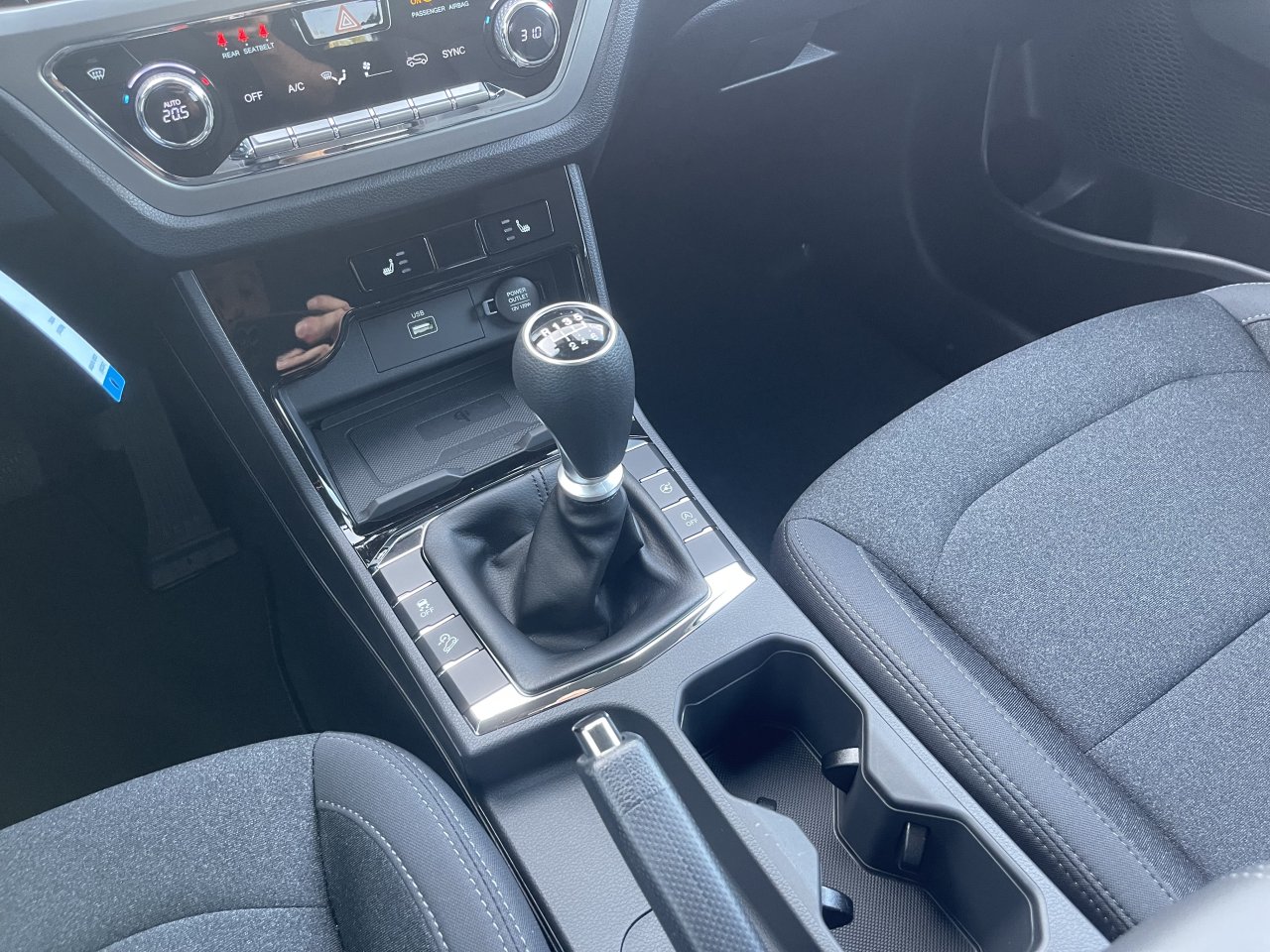 KGM Korando SUV 1.5 e-XGI 64669