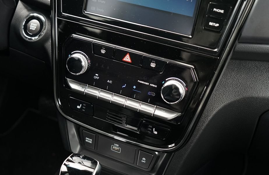 KGM Tivoli Grand 1.5 Style +, 49422