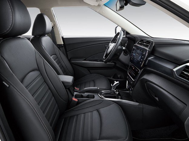 KGM Tivoli 1.5 burza